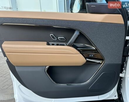 Білий Ленд Ровер Range Rover Sport, об'ємом двигуна 3 л та пробігом 8 тис. км за 126700 $, фото 11 на Automoto.ua