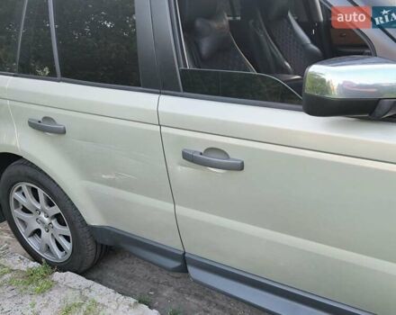 Бежевий Ленд Ровер Range Rover Sport, об'ємом двигуна 0 л та пробігом 229 тис. км за 10000 $, фото 1 на Automoto.ua
