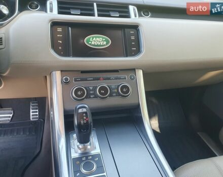 Бежевий Ленд Ровер Range Rover Sport, об'ємом двигуна 3 л та пробігом 173 тис. км за 24000 $, фото 18 на Automoto.ua