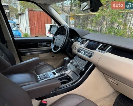 Бежевий Ленд Ровер Range Rover Sport, об'ємом двигуна 3 л та пробігом 190 тис. км за 15500 $, фото 13 на Automoto.ua
