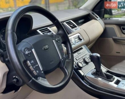 Бежевий Ленд Ровер Range Rover Sport, об'ємом двигуна 3 л та пробігом 190 тис. км за 15500 $, фото 14 на Automoto.ua