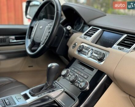 Бежевий Ленд Ровер Range Rover Sport, об'ємом двигуна 3 л та пробігом 190 тис. км за 15500 $, фото 15 на Automoto.ua