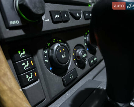 Черный Ленд Ровер Рендж Ровер Спорт, объемом двигателя 2.72 л и пробегом 308 тыс. км за 9100 $, фото 19 на Automoto.ua