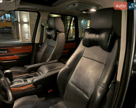 Черный Ленд Ровер Рендж Ровер Спорт, объемом двигателя 4.2 л и пробегом 287 тыс. км за 11000 $, фото 26 на Automoto.ua