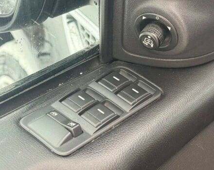 Чорний Ленд Ровер Range Rover Sport, об'ємом двигуна 3 л та пробігом 367 тис. км за 4109 $, фото 19 на Automoto.ua