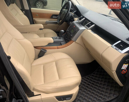 Чорний Ленд Ровер Range Rover Sport, об'ємом двигуна 2.7 л та пробігом 300 тис. км за 12000 $, фото 18 на Automoto.ua
