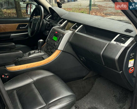 Черный Ленд Ровер Рендж Ровер Спорт, объемом двигателя 2.72 л и пробегом 400 тыс. км за 9599 $, фото 7 на Automoto.ua