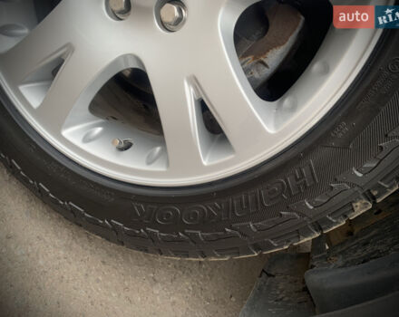 Чорний Ленд Ровер Range Rover Sport, об'ємом двигуна 2.7 л та пробігом 300 тис. км за 12000 $, фото 22 на Automoto.ua