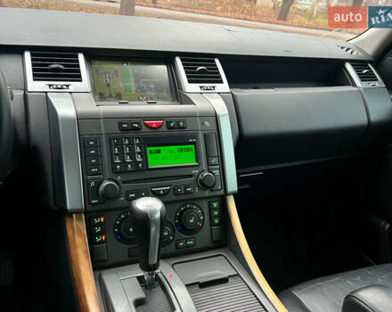 Черный Ленд Ровер Рендж Ровер Спорт, объемом двигателя 2.72 л и пробегом 499 тыс. км за 10500 $, фото 24 на Automoto.ua