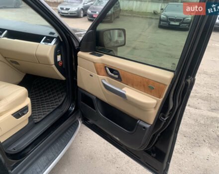 Чорний Ленд Ровер Range Rover Sport, об'ємом двигуна 2.7 л та пробігом 300 тис. км за 12000 $, фото 16 на Automoto.ua