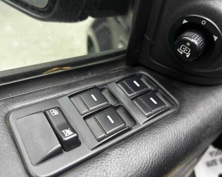 Черный Ленд Ровер Рендж Ровер Спорт, объемом двигателя 4.2 л и пробегом 207 тыс. км за 9900 $, фото 6 на Automoto.ua