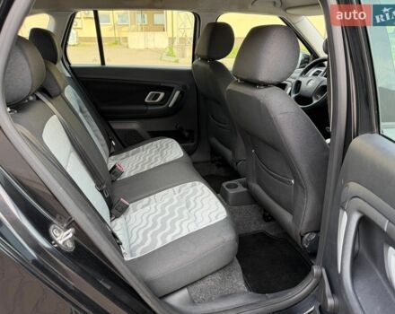 Чорний Ленд Ровер Range Rover Sport, об'ємом двигуна 4.2 л та пробігом 225 тис. км за 7414 $, фото 6 на Automoto.ua