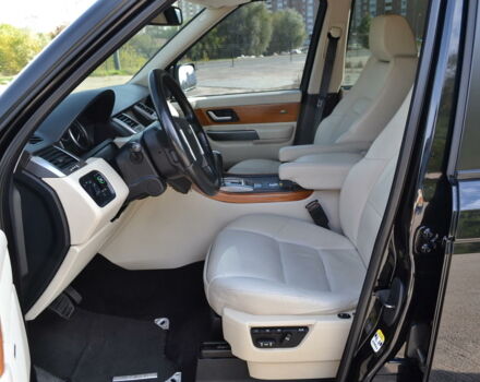 Чорний Ленд Ровер Range Rover Sport, об'ємом двигуна 4.4 л та пробігом 200 тис. км за 14999 $, фото 24 на Automoto.ua