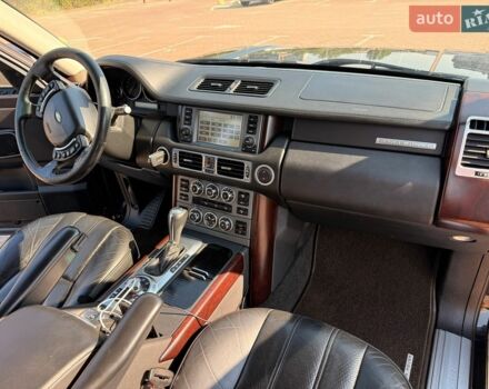 Чорний Ленд Ровер Range Rover Sport, об'ємом двигуна 3.63 л та пробігом 227 тис. км за 8800 $, фото 18 на Automoto.ua