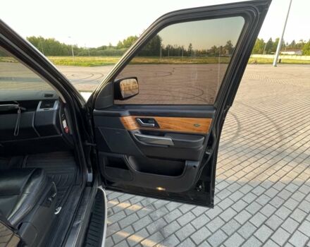 Чорний Ленд Ровер Range Rover Sport, об'ємом двигуна 4.4 л та пробігом 186 тис. км за 13000 $, фото 8 на Automoto.ua