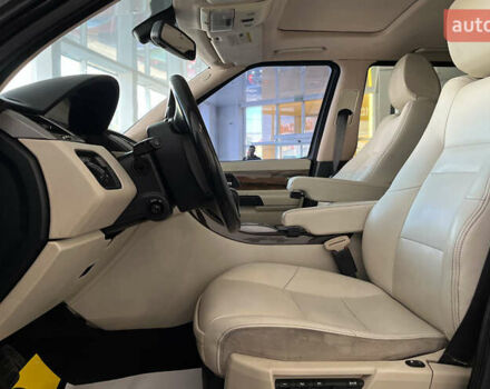 Черный Ленд Ровер Рендж Ровер Спорт, объемом двигателя 4.4 л и пробегом 235 тыс. км за 10300 $, фото 10 на Automoto.ua