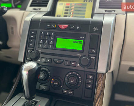 Черный Ленд Ровер Рендж Ровер Спорт, объемом двигателя 4.4 л и пробегом 235 тыс. км за 10300 $, фото 19 на Automoto.ua