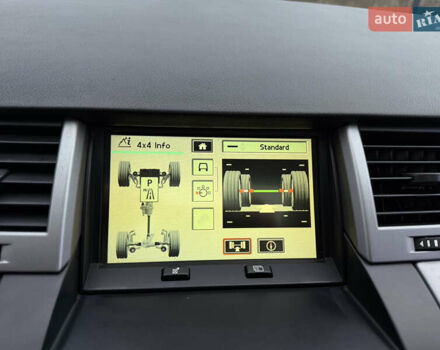 Черный Ленд Ровер Рендж Ровер Спорт, объемом двигателя 3.6 л и пробегом 207 тыс. км за 12250 $, фото 19 на Automoto.ua