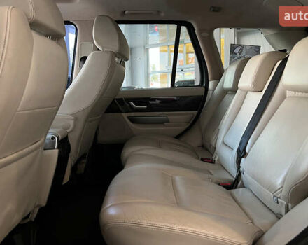 Черный Ленд Ровер Рендж Ровер Спорт, объемом двигателя 4.4 л и пробегом 235 тыс. км за 10300 $, фото 9 на Automoto.ua