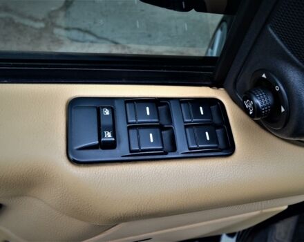 Чорний Ленд Ровер Range Rover Sport, об'ємом двигуна 2.7 л та пробігом 211 тис. км за 18000 $, фото 15 на Automoto.ua