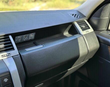 Черный Ленд Ровер Рендж Ровер Спорт, объемом двигателя 0 л и пробегом 145 тыс. км за 12499 $, фото 10 на Automoto.ua