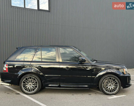 Ленд Ровер Рендж Ровер Спорт 2009 в Киеве на Automoto.ua Черный Ленд Ровер Рендж Ровер Спорт, объемом двигателя 5 л и пробегом 225 тыс. км за 15000 $, фото 14 на Automoto.ua