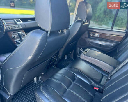 Черный Ленд Ровер Рендж Ровер Спорт, объемом двигателя 5 л и пробегом 196 тыс. км за 20500 $, фото 16 на Automoto.ua