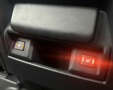 Чорний Ленд Ровер Range Rover Sport, об'ємом двигуна 2.7 л та пробігом 180 тис. км за 4200 $, фото 17 на Automoto.ua