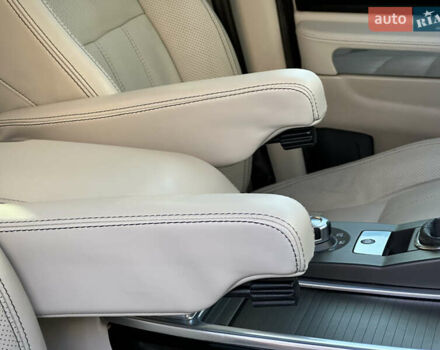 Ленд Ровер Рендж Ровер Спорт 2009 в Киеве на Automoto.ua Черный Ленд Ровер Рендж Ровер Спорт, объемом двигателя 5 л и пробегом 225 тыс. км за 15000 $, фото 61 на Automoto.ua