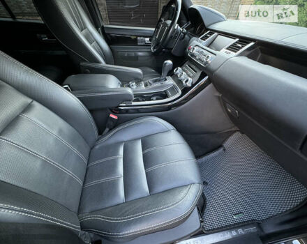 Черный Ленд Ровер Рендж Ровер Спорт, объемом двигателя 5 л и пробегом 167 тыс. км за 17000 $, фото 27 на Automoto.ua