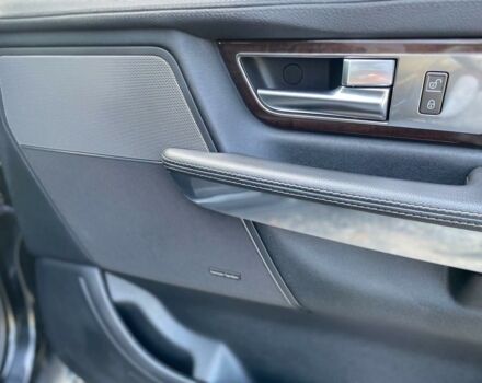 Чорний Ленд Ровер Range Rover Sport, об'ємом двигуна 3 л та пробігом 197 тис. км за 22900 $, фото 13 на Automoto.ua