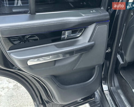 Черный Ленд Ровер Рендж Ровер Спорт, объемом двигателя 5 л и пробегом 229 тыс. км за 19900 $, фото 17 на Automoto.ua