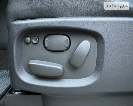 Черный Ленд Ровер Рендж Ровер Спорт, объемом двигателя 5 л и пробегом 167 тыс. км за 17000 $, фото 28 на Automoto.ua