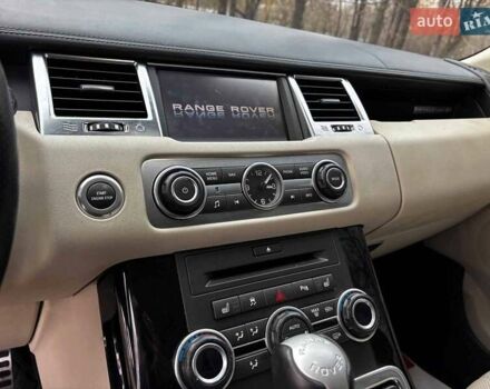 Чорний Ленд Ровер Range Rover Sport, об'ємом двигуна 3 л та пробігом 231 тис. км за 17990 $, фото 23 на Automoto.ua