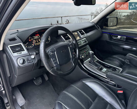 Черный Ленд Ровер Рендж Ровер Спорт, объемом двигателя 5 л и пробегом 229 тыс. км за 19900 $, фото 15 на Automoto.ua