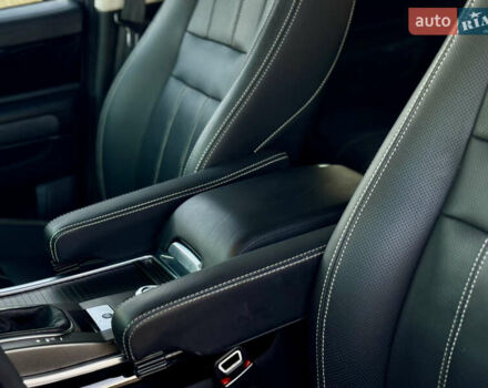 Чорний Ленд Ровер Range Rover Sport, об'ємом двигуна 3 л та пробігом 247 тис. км за 15500 $, фото 29 на Automoto.ua
