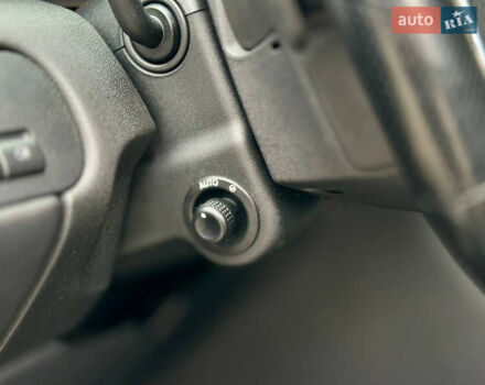 Ленд Ровер Рендж Ровер Спорт 2011 в Киеве на Automoto.ua Черный Ленд Ровер Рендж Ровер Спорт, объемом двигателя 5 л и пробегом 113 тыс. км за 14900 $, фото 22 на Automoto.ua