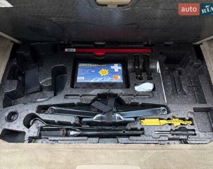 Черный Ленд Ровер Рендж Ровер Спорт, объемом двигателя 3 л и пробегом 250 тыс. км за 14999 $, фото 62 на Automoto.ua