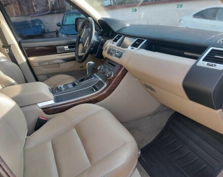 Чорний Ленд Ровер Range Rover Sport, об'ємом двигуна 3 л та пробігом 217 тис. км за 15300 $, фото 15 на Automoto.ua