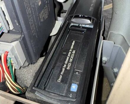 Черный Ленд Ровер Рендж Ровер Спорт, объемом двигателя 3 л и пробегом 250 тыс. км за 14999 $, фото 65 на Automoto.ua