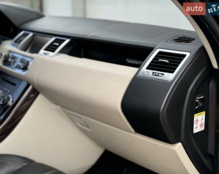 Чорний Ленд Ровер Range Rover Sport, об'ємом двигуна 3 л та пробігом 203 тис. км за 18000 $, фото 22 на Automoto.ua