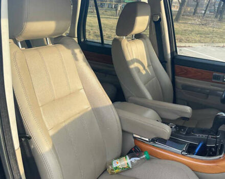 Чорний Ленд Ровер Range Rover Sport, об'ємом двигуна 3 л та пробігом 280 тис. км за 17000 $, фото 7 на Automoto.ua