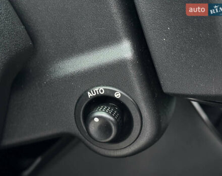 Черный Ленд Ровер Рендж Ровер Спорт, объемом двигателя 2.99 л и пробегом 247 тыс. км за 14950 $, фото 78 на Automoto.ua