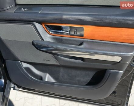 Чорний Ленд Ровер Range Rover Sport, об'ємом двигуна 5 л та пробігом 208 тис. км за 10999 $, фото 35 на Automoto.ua