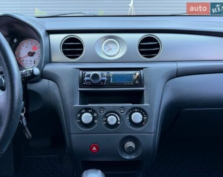 Чорний Ленд Ровер Range Rover Sport, об'ємом двигуна 5 л та пробігом 240 тис. км за 17000 $, фото 6 на Automoto.ua