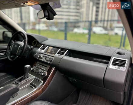 Ленд Ровер Рендж Ровер Спорт 2011 в Киеве на Automoto.ua Черный Ленд Ровер Рендж Ровер Спорт, объемом двигателя 5 л и пробегом 113 тыс. км за 14900 $, фото 40 на Automoto.ua