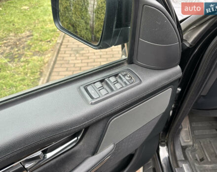 Чорний Ленд Ровер Range Rover Sport, об'ємом двигуна 3 л та пробігом 258 тис. км за 15600 $, фото 13 на Automoto.ua