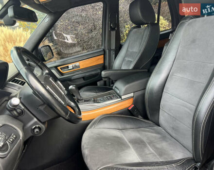 Черный Ленд Ровер Рендж Ровер Спорт, объемом двигателя 2.99 л и пробегом 91 тыс. км за 15555 $, фото 12 на Automoto.ua