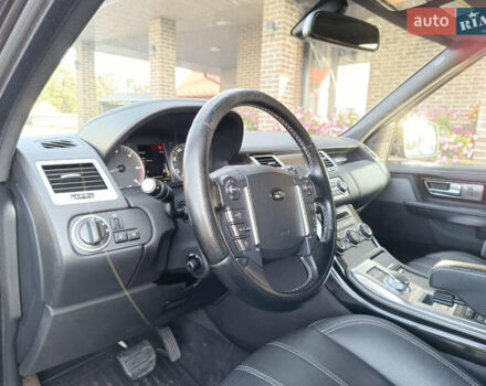 Ленд Ровер Рендж Ровер Спорт 2012 в Сарнах на Automoto.ua Черный Ленд Ровер Рендж Ровер Спорт, объемом двигателя 2.99 л и пробегом 351 тыс. км за 16200 $, фото 4 на Automoto.ua