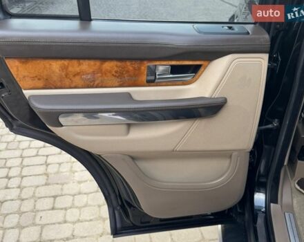 Чорний Ленд Ровер Range Rover Sport, об'ємом двигуна 5 л та пробігом 140 тис. км за 13899 $, фото 52 на Automoto.ua